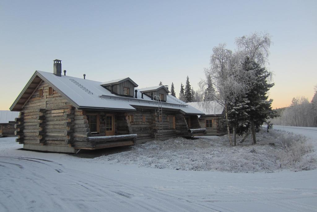 Lost Inn Cabins Akaslompolo Room photo