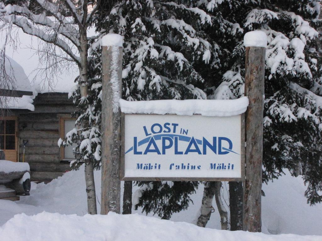Lost Inn Cabins Akaslompolo Exterior photo
